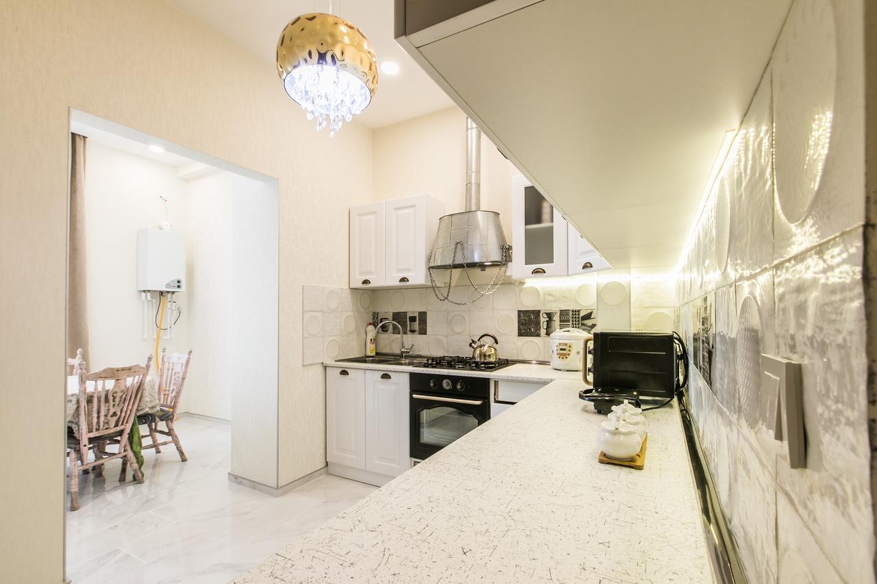 טביליסי Sweet Home 6 Vip Rustaveli Avenue מראה חיצוני תמונה
