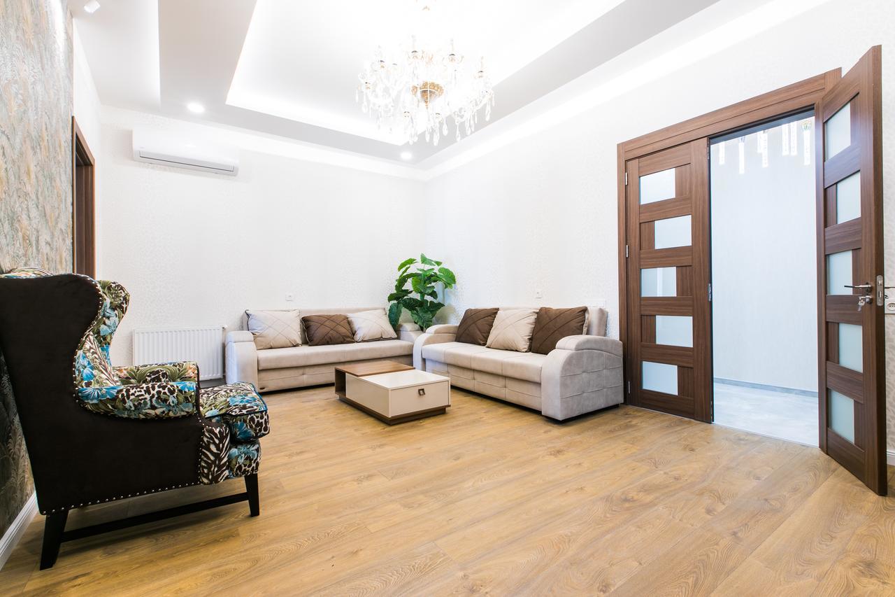 טביליסי Sweet Home 6 Vip Rustaveli Avenue מראה חיצוני תמונה