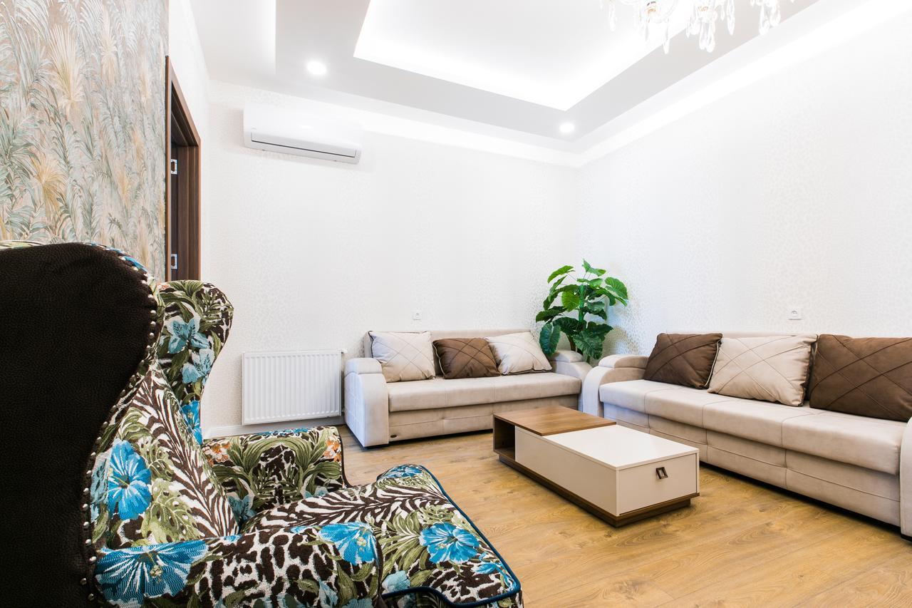 טביליסי Sweet Home 6 Vip Rustaveli Avenue מראה חיצוני תמונה